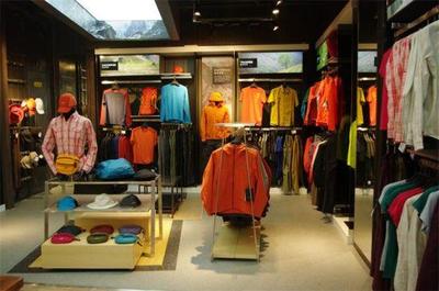 三夫戶外一季度業(yè)績(jī)驟降超600%，投資者憂心忡忡；公司押注生態(tài)圈戰(zhàn)略，能否在鞋帽零售市場(chǎng)突圍？